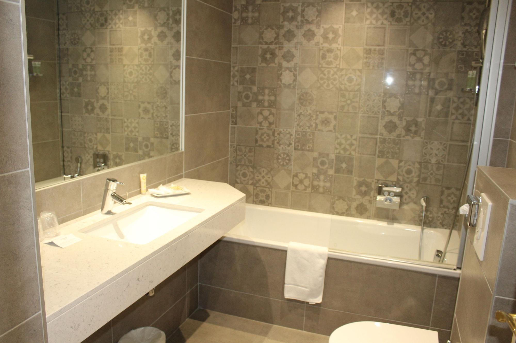 Best Western Plus Hotel D'Angleterre Bourges Eksteriør bilde